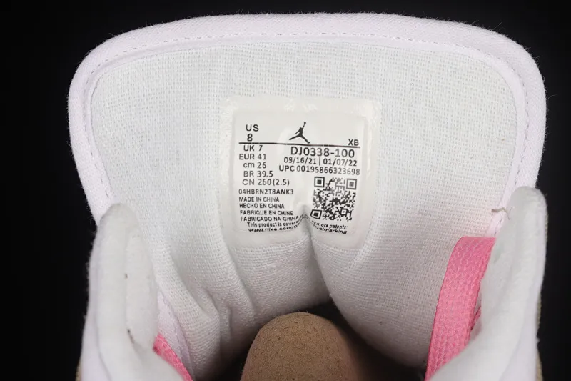 All categories Air Jordan Jordan series basketball shoes Air Jordan 1 Mid Air Jordan 1 Mid AJ1 candy powder Zhongbang basketball shoes DJ0338-100